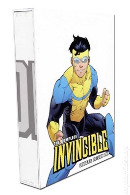 تصویر  Complete Invincible Library Volume 2