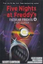 تصویر  step closer \ Five Nights at Freddy's Fazbear Frights 4